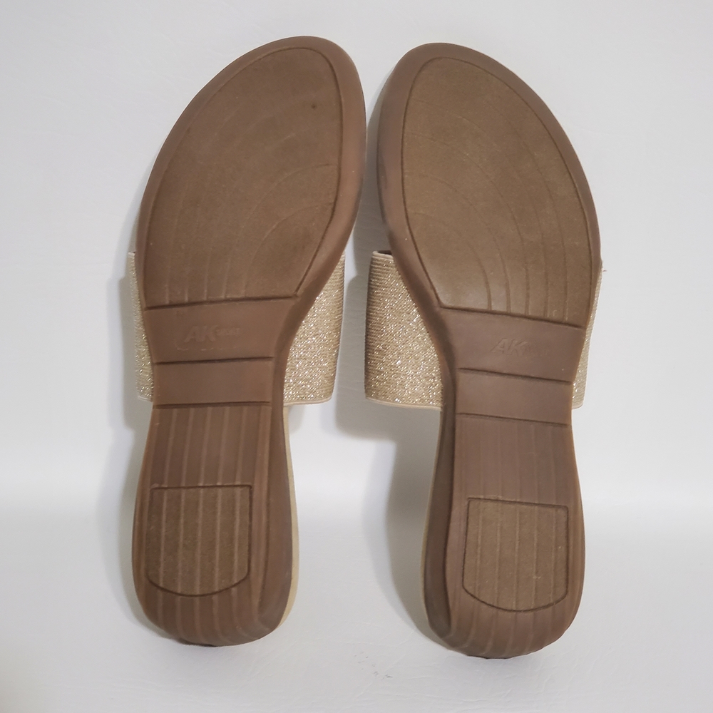 Anne Klein Sport Gold Slide Sandals Elastic Stretch Bands Women's Size 8 - Picture 7 of 10